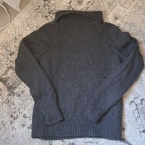 Cable knit turtleneck